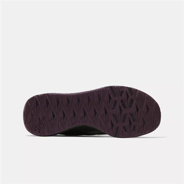 V3HC4DA351DEB4C4AA28D3F81AD8D14021AR5749936P3